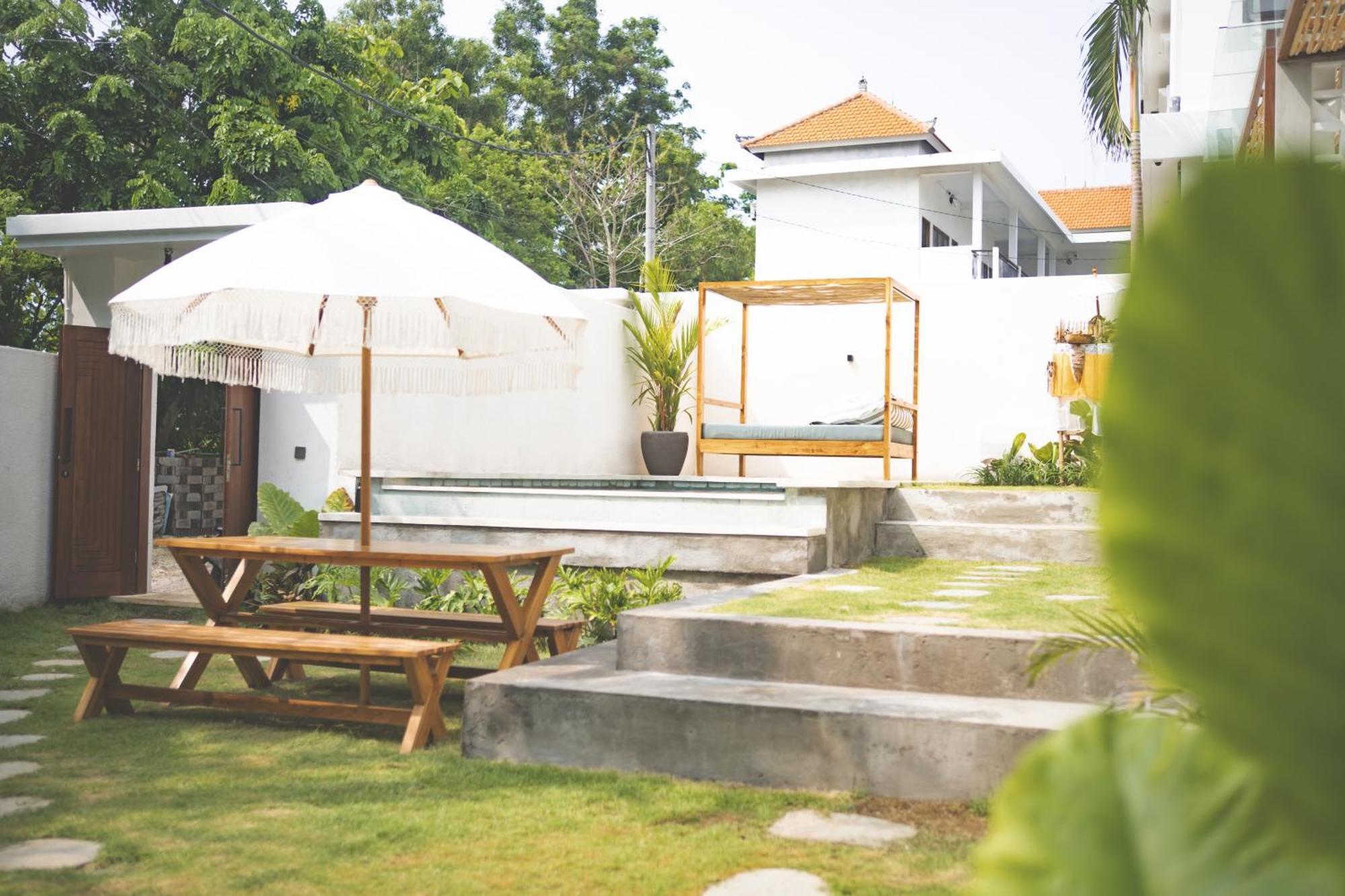 Cari Surf Camp & Studio'S ウルワツ 部屋 写真